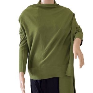 BCBGMaxAzria  SILK 88% with 12% Wool, Draped Cardigan   Size XS/S,runs big